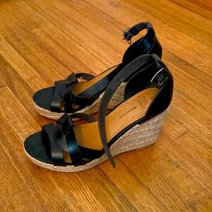 Black wedge shoes. Memory foam sole.